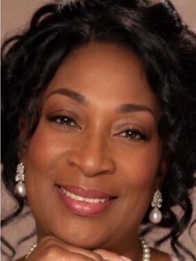 Meet your Posher, Delores
